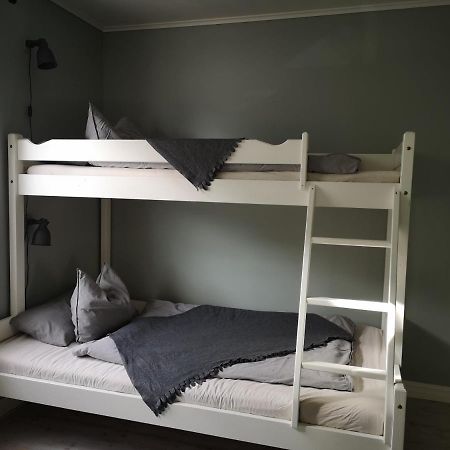 Old School Pa Eidslandet - Exclusive Apartment 外观 照片