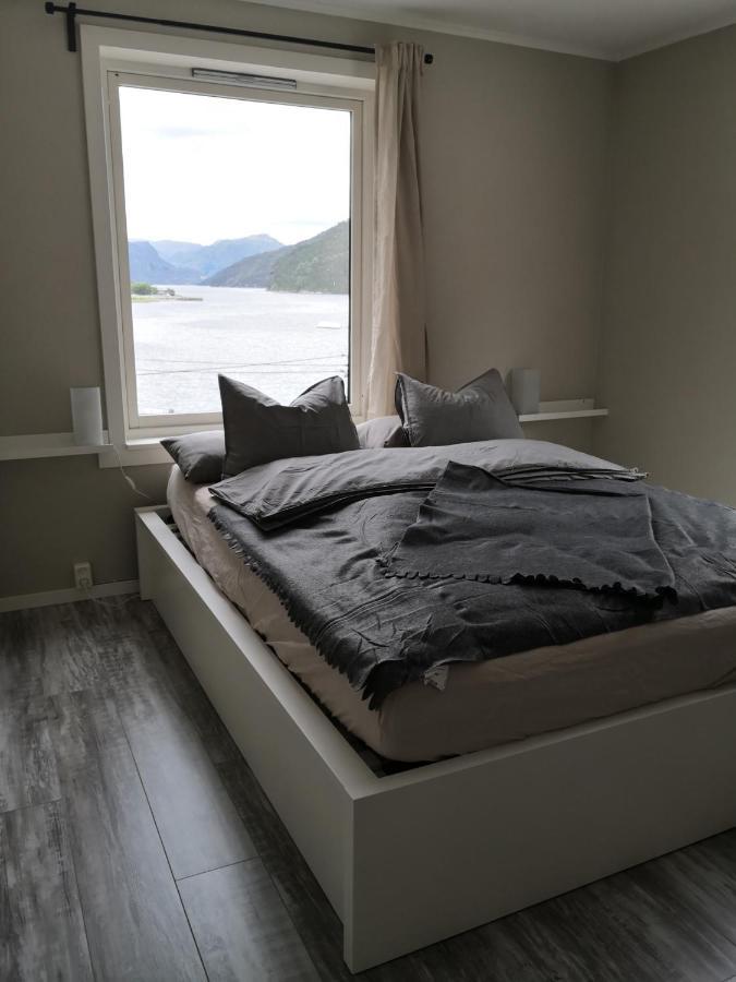 Old School Pa Eidslandet - Exclusive Apartment 外观 照片