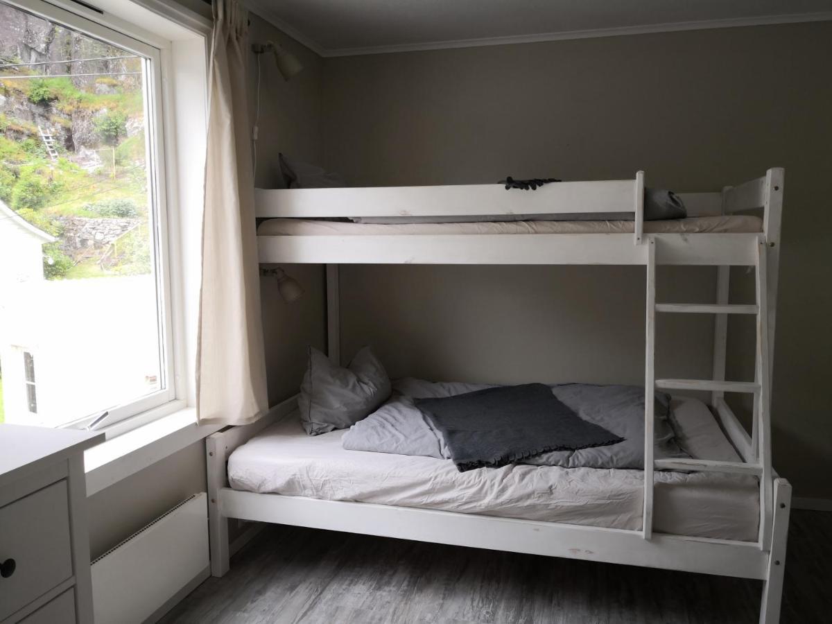 Old School Pa Eidslandet - Exclusive Apartment 外观 照片