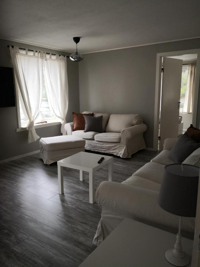 Old School Pa Eidslandet - Exclusive Apartment 外观 照片