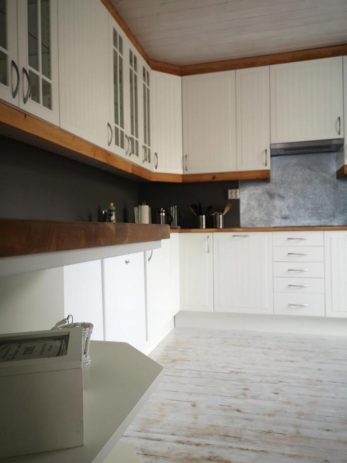 Old School Pa Eidslandet - Exclusive Apartment 外观 照片