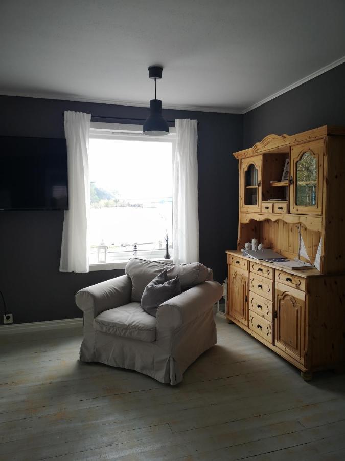 Old School Pa Eidslandet - Exclusive Apartment 外观 照片