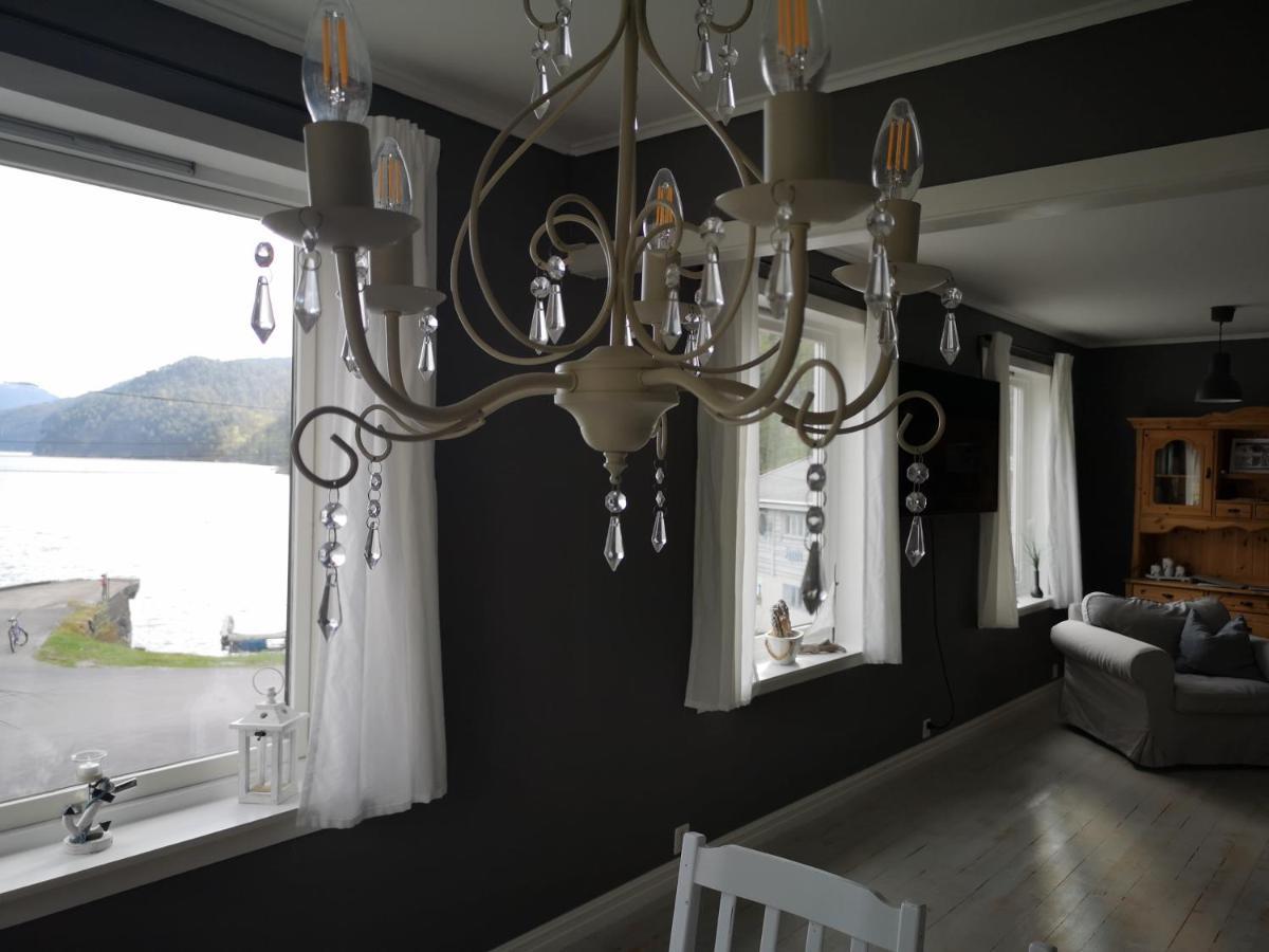 Old School Pa Eidslandet - Exclusive Apartment 外观 照片