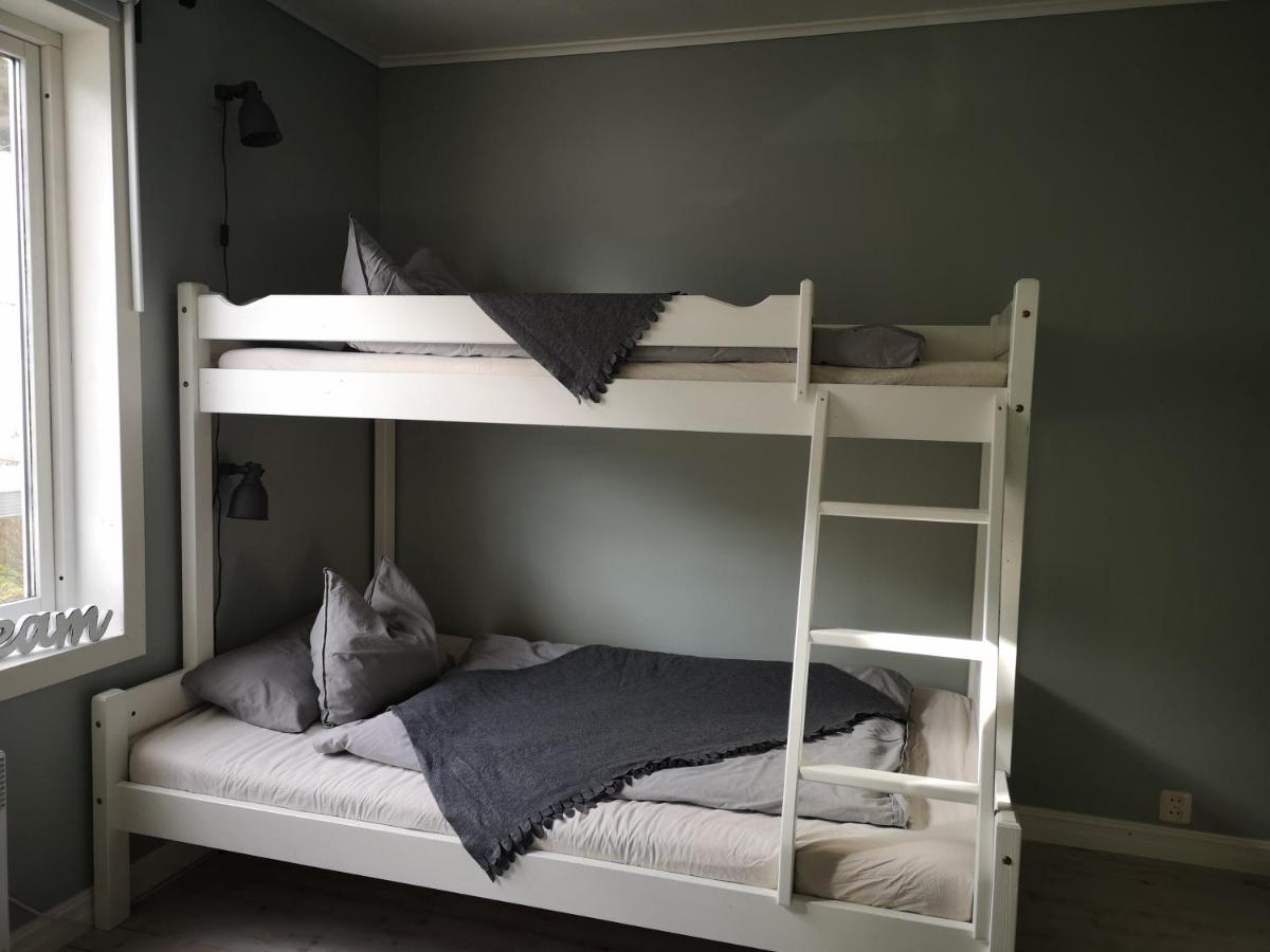 Old School Pa Eidslandet - Exclusive Apartment 外观 照片